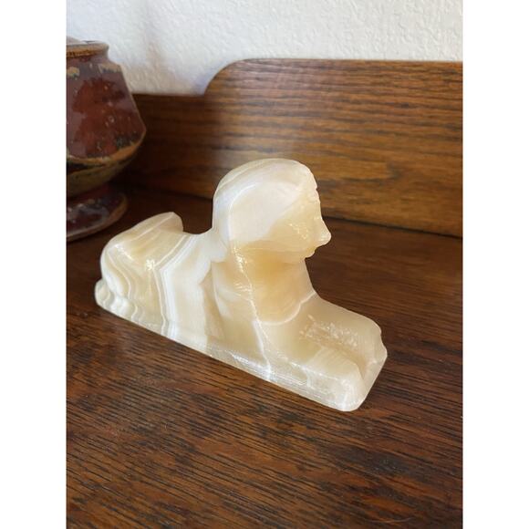 Vintage Sphinx Figurine Hand-Carved Alabaster Stone Marbled Egyptian Sculpture - Picture 3 of 7